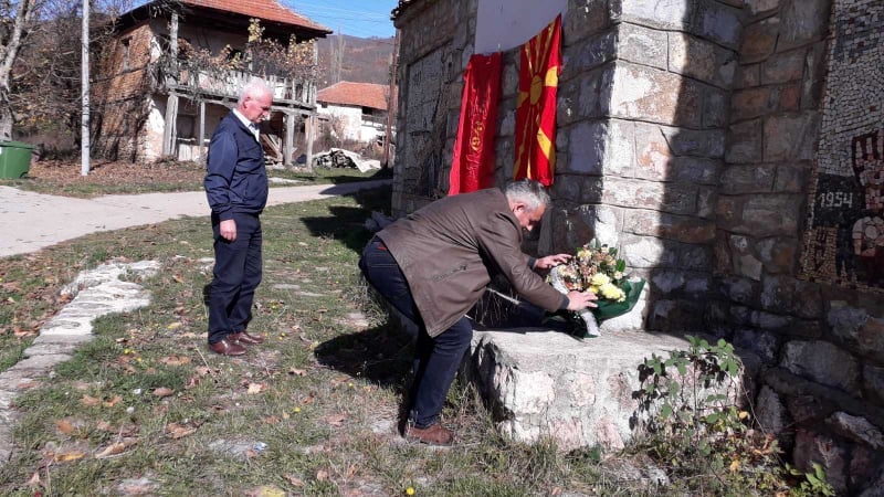 Градоначалникот Ногачески положи свежо свеќе по повод 78 години од формирањето на Првата македонска-косовска народно ослободителна ударна бригада